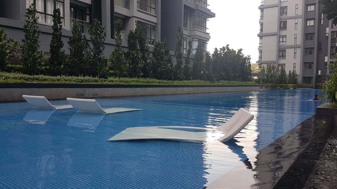Ferienwohnung Utropolis By Miric Shah Alam Exterior foto